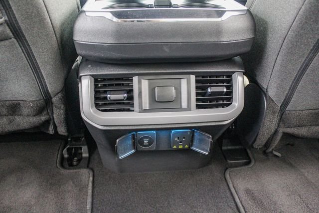 Used 2024 Black Ford XLT image 18