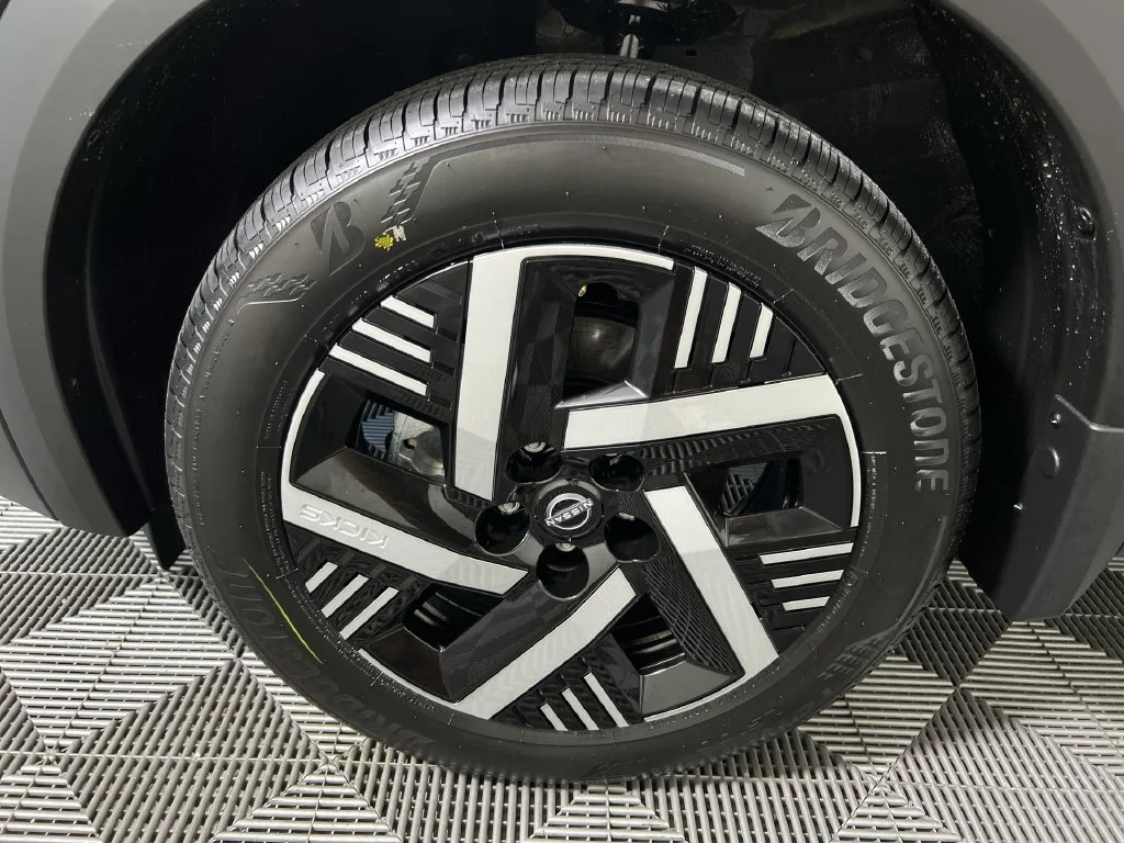 New 2027 Super Black Nissan SV image 19