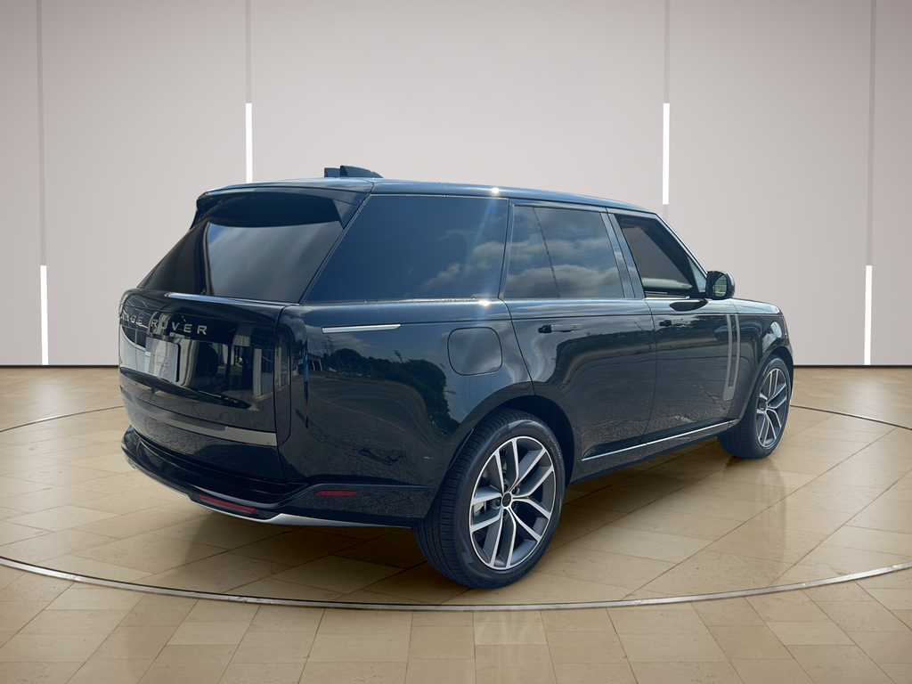 New 2026 Black Land Rover SE image 7
