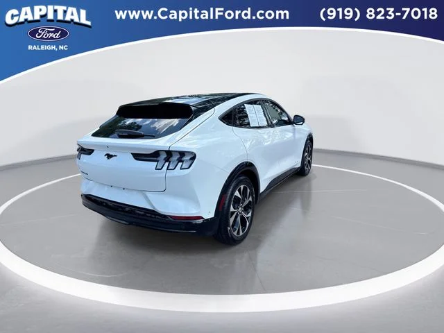 Used 2023 White Ford Premium image 8