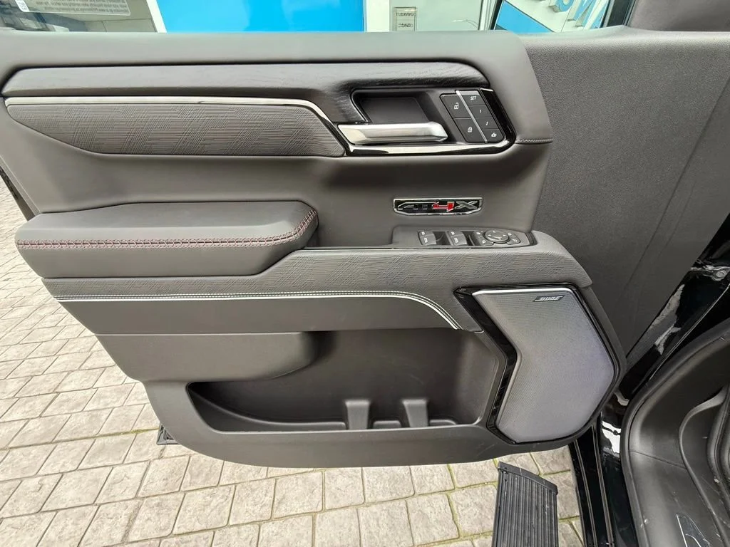 New 2026 Onyx Black GMC AT4X image 27