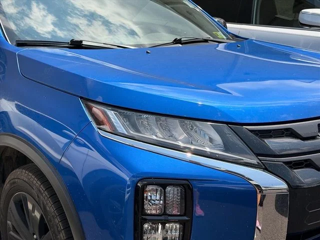 Used 2021 Blue Mitsubishi 2.0 LE image 11