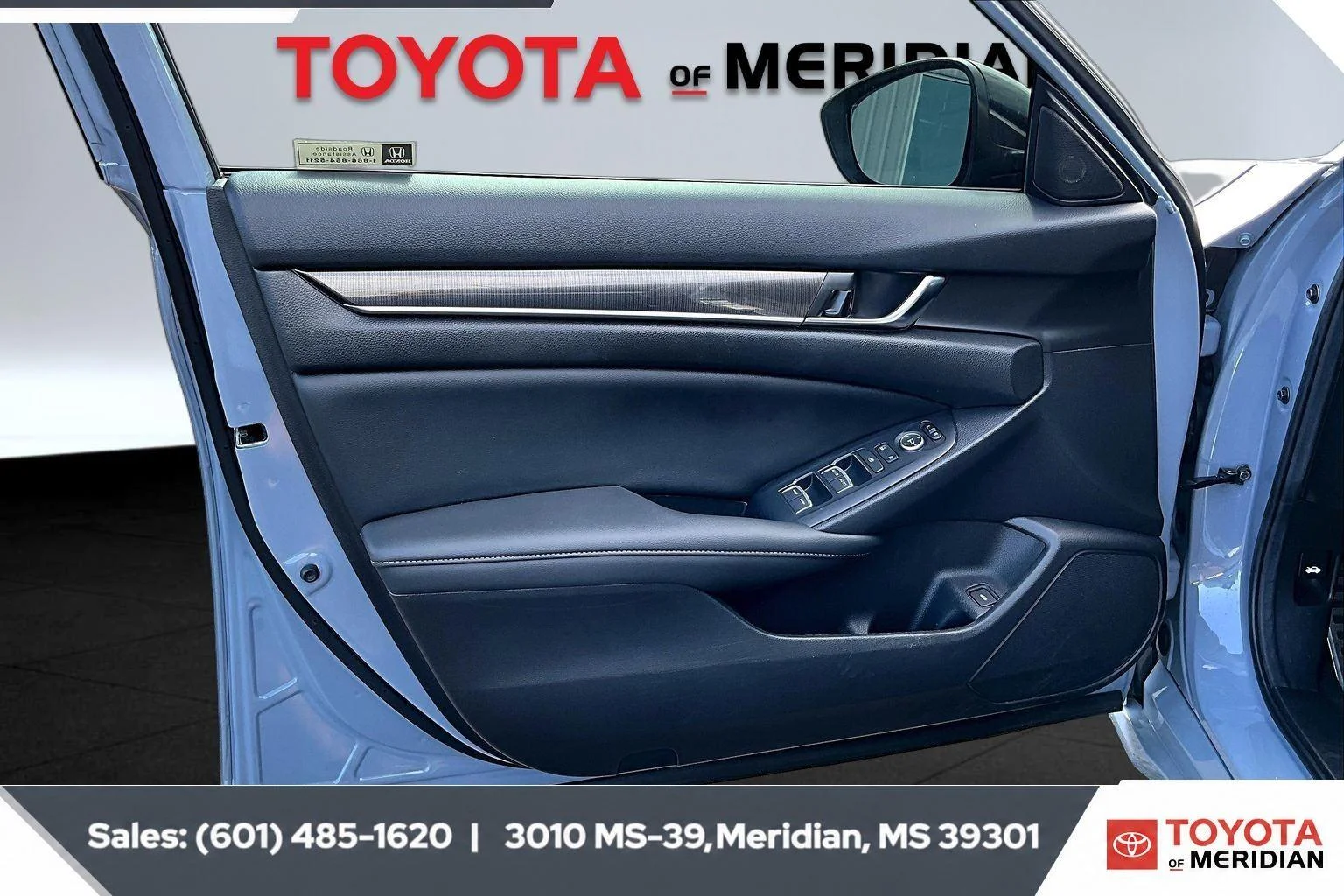 Used 2022 Sonic Gray Pearl Honda Sport image 17
