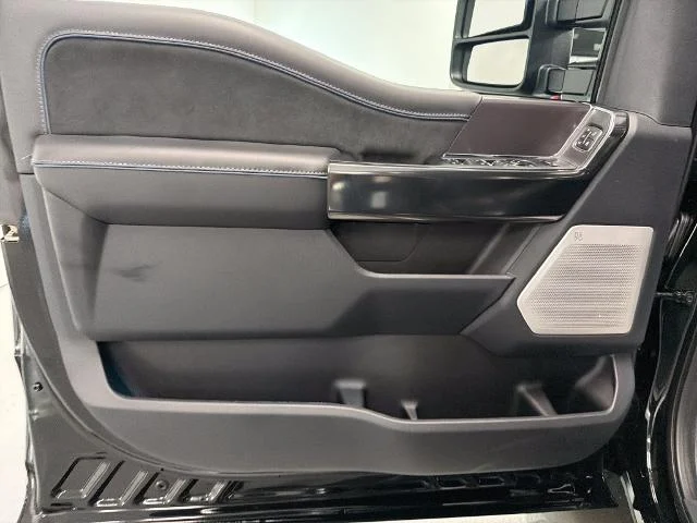 New 2026 Agate Black Metallic Ford F-250® Platinum® image 32