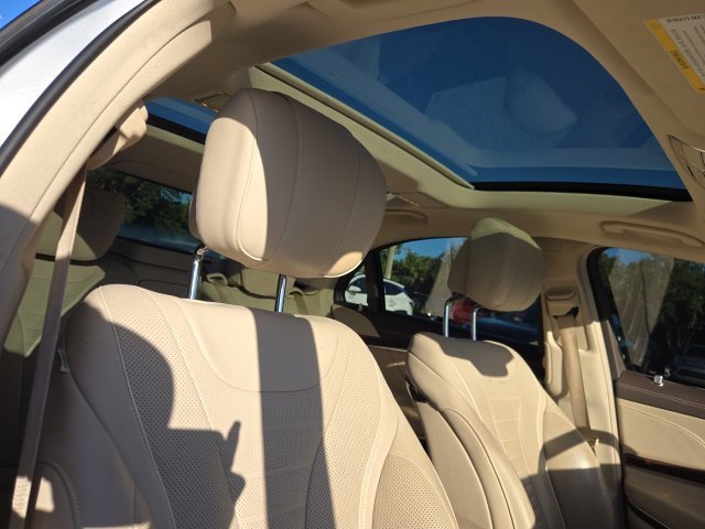 Used 2019 Iridium Silver Metallic Mercedes-Benz S 560 image 13