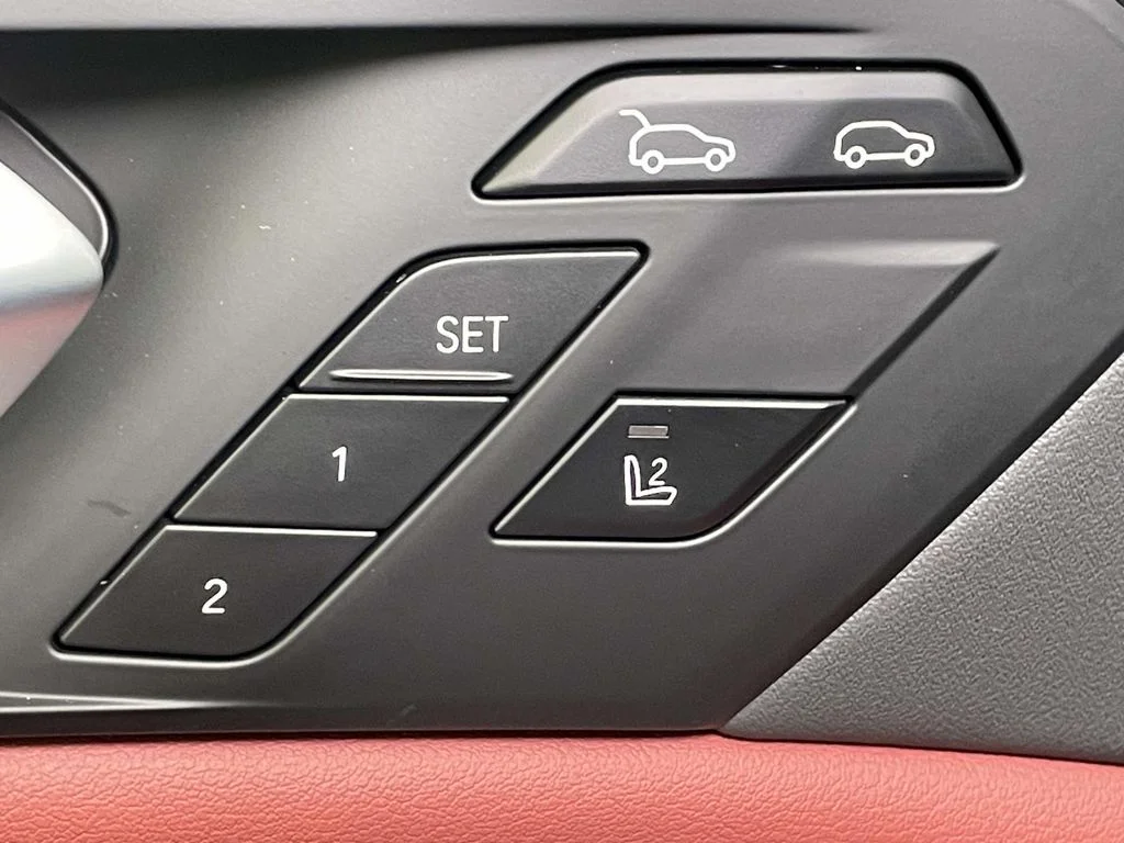 New 2026 Red BMW xDrive40i image 32