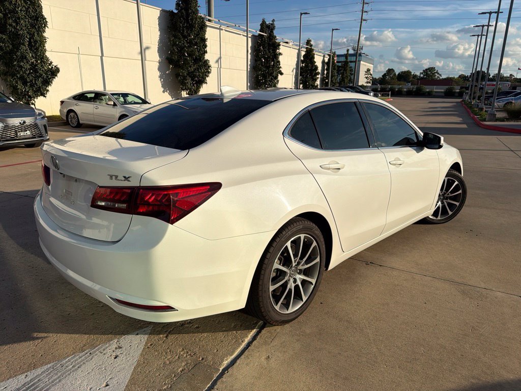 Used 2017 Bellanova White Pearl Acura V6 image 3