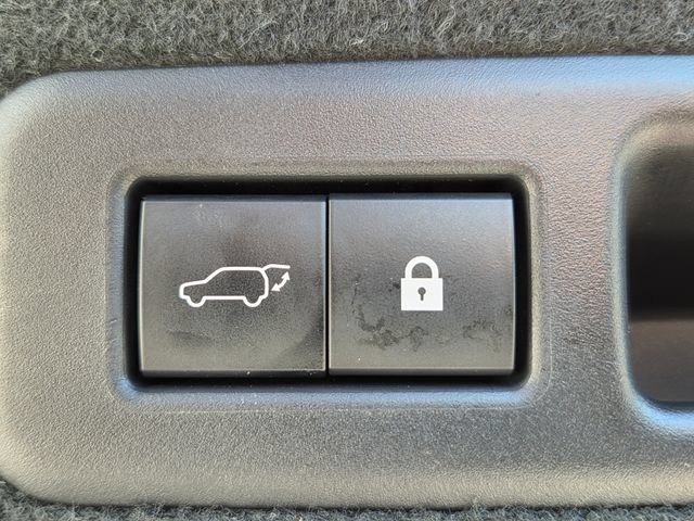 Used 2020 Silver Lexus 350 image 26