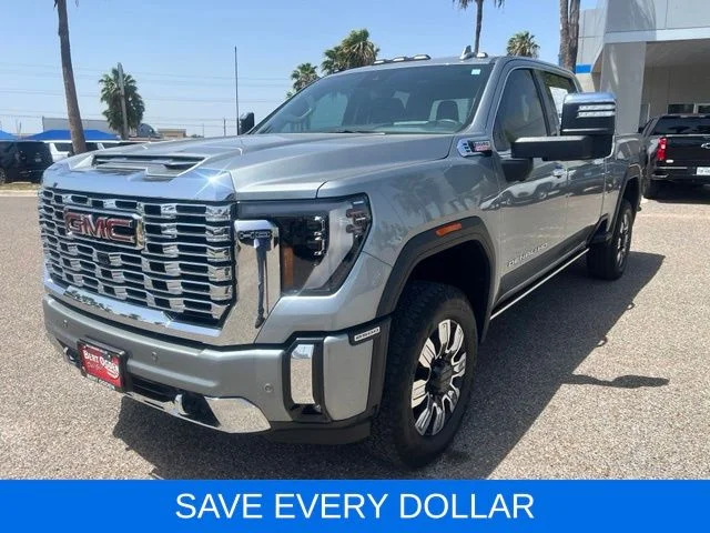 Used 2025 Silver GMC Denali image 3