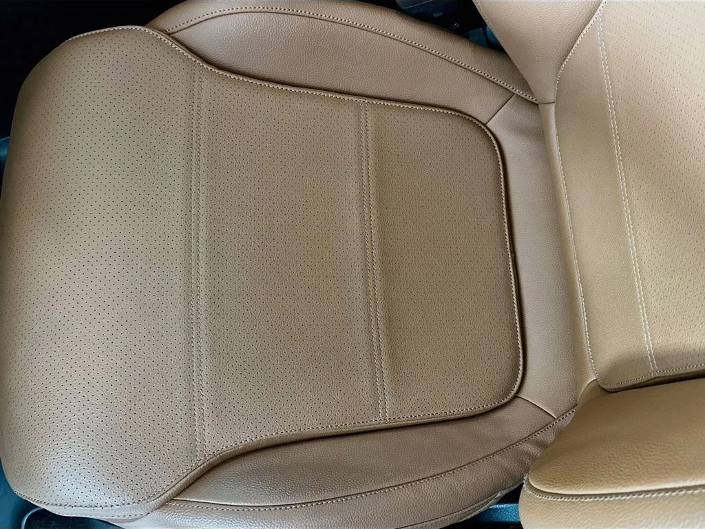 Used 2023 White Mercedes-Benz C 300 image 19