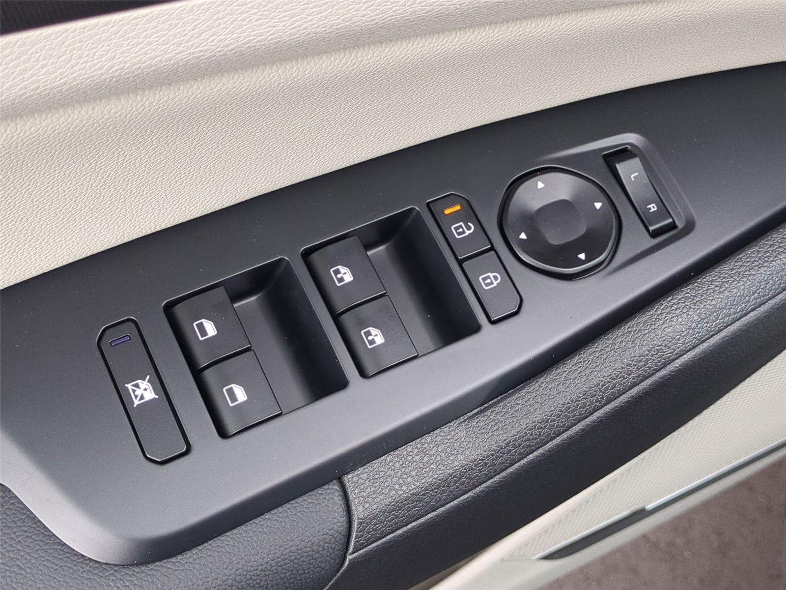 New 2026 Gravity Gray Kia EX image 16