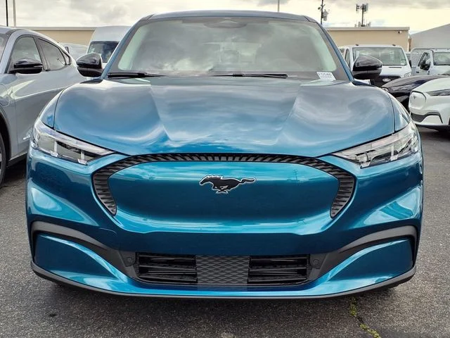 New 2026 Adriatic Blue Metallic Ford Select image 2