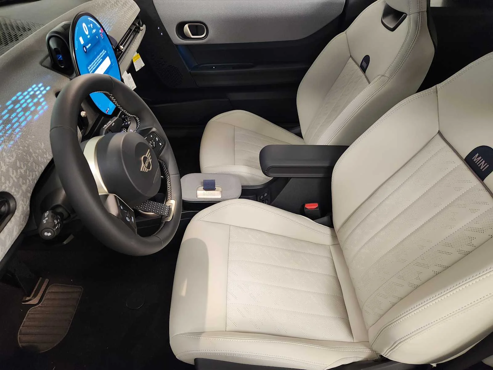New 2026 Copper Grey Metallic MINI Cooper S image 4