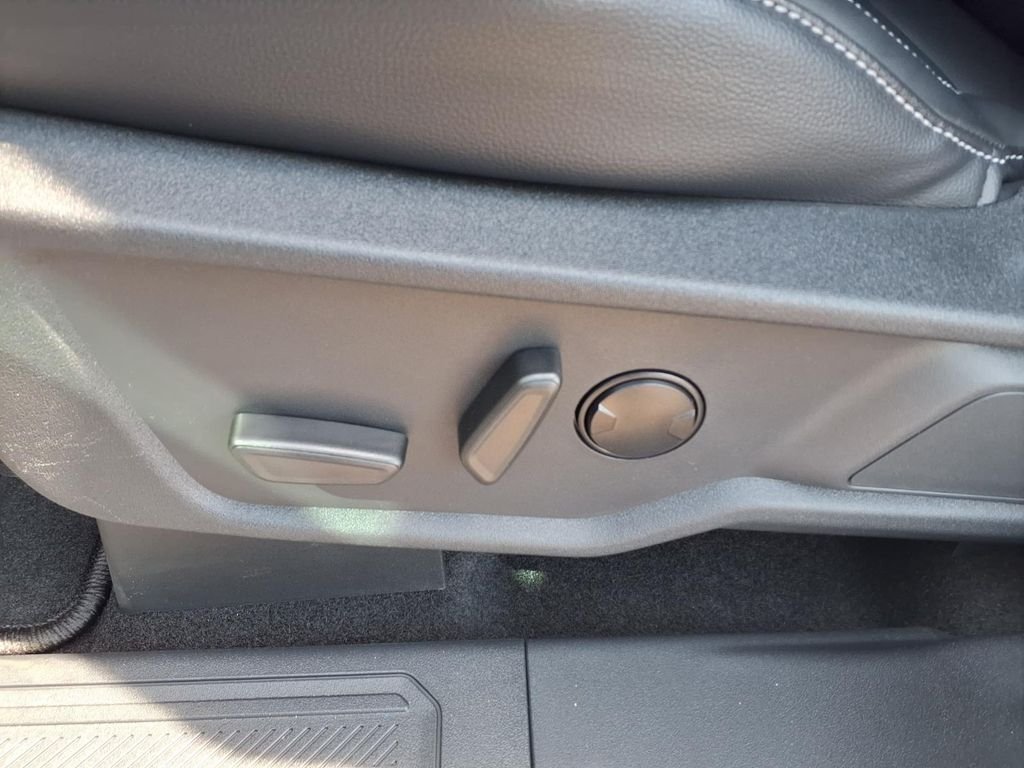 New 2026 Marsh Gray Ford Outer Banks® image 11