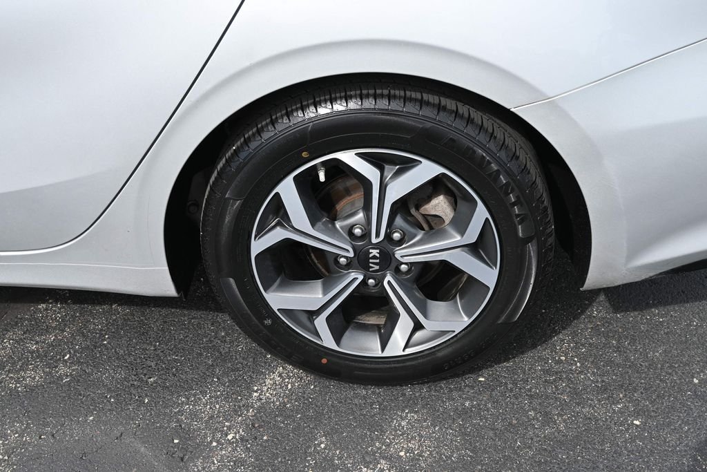 Certified Used 2019 Silky Silver Kia LXS image 14