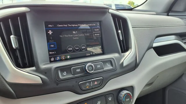 Used 2023 White GMC SLE image 24