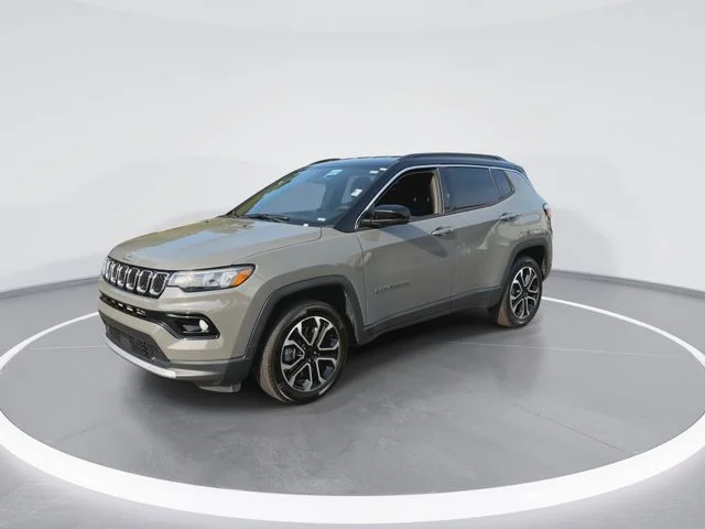 Used 2024 Gray Jeep Limited image 4