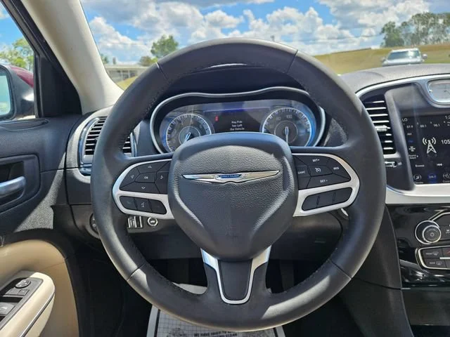 Used 2023 Red Chrysler Touring L image 14