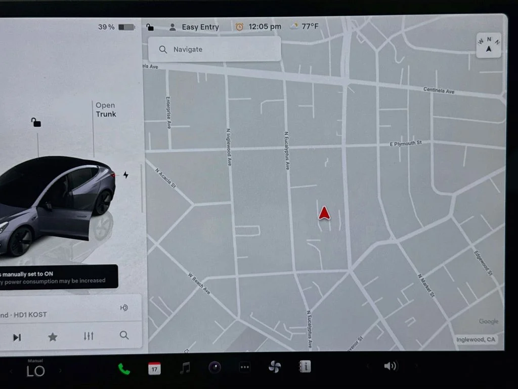 Used 2023 Gray Tesla Base image 13