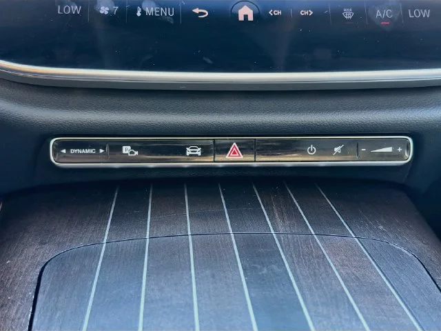 2025 Mercedes-Benz E-Class E350 - Photo 47