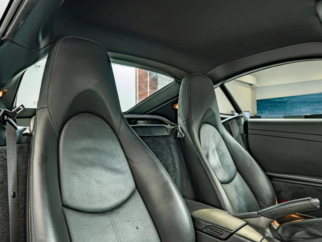 Used 2007 Arctic Silver Metallic Porsche  image 39