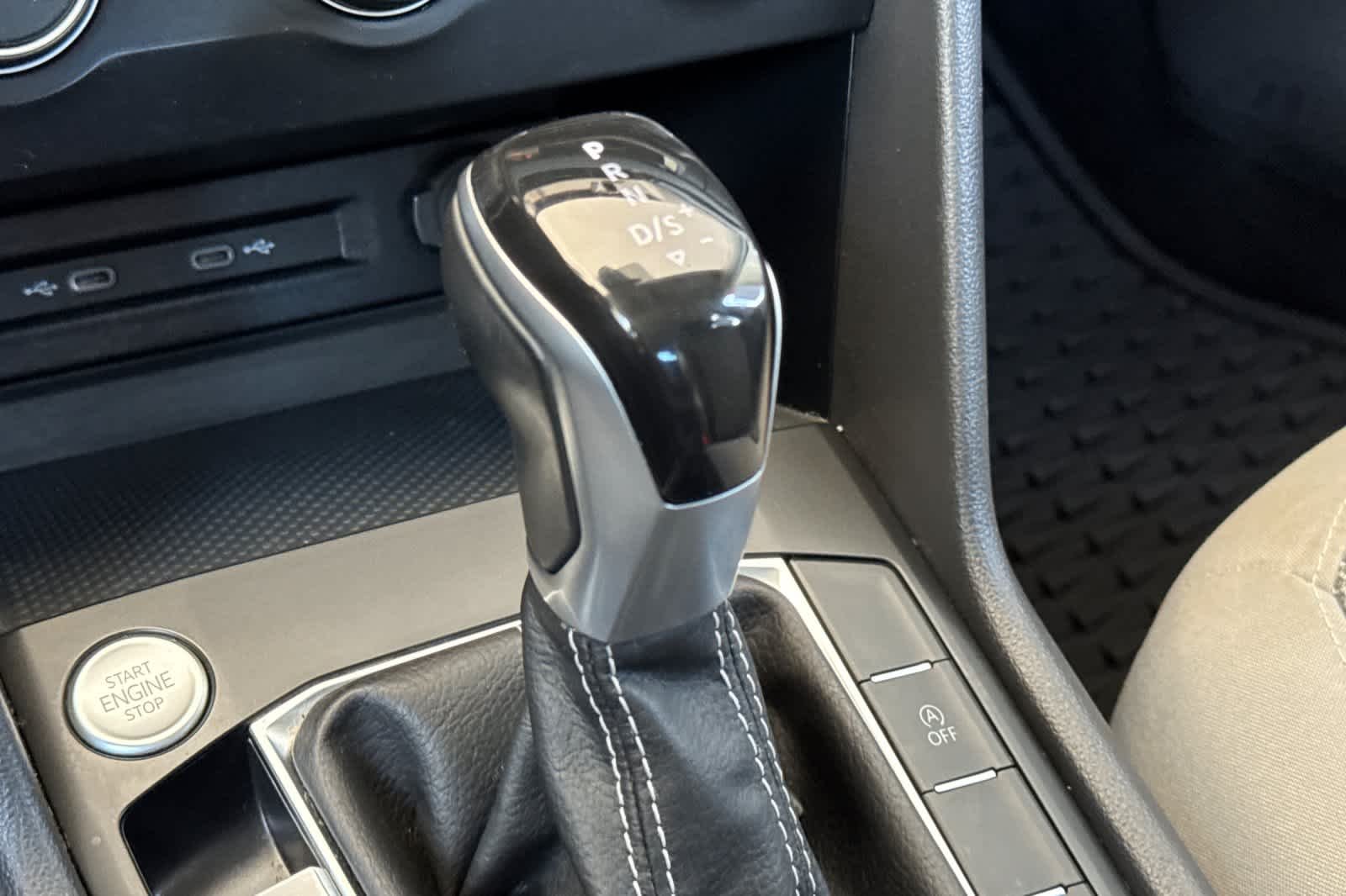 Used 2022 Platinum Gray Metallic Volkswagen S image 22