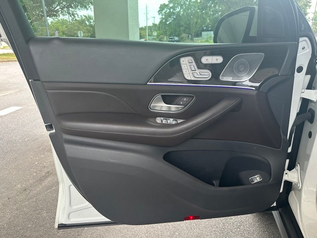 Used 2020  Mercedes-Benz GLS 450 image 10