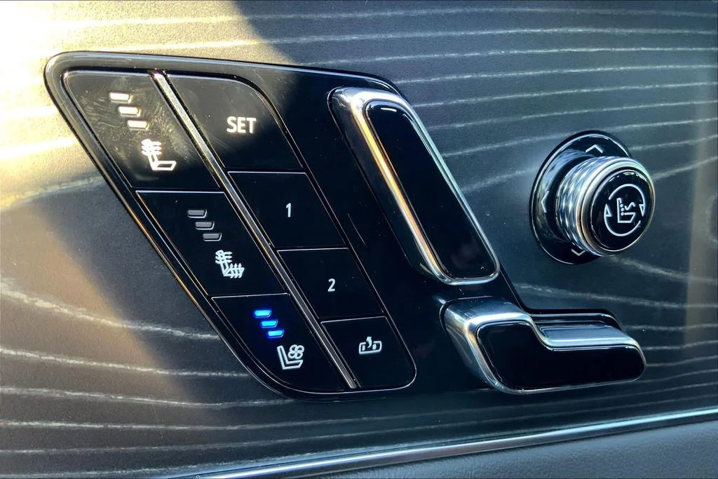 New 2026 Stellar Black Metallic Cadillac V-Series image 20