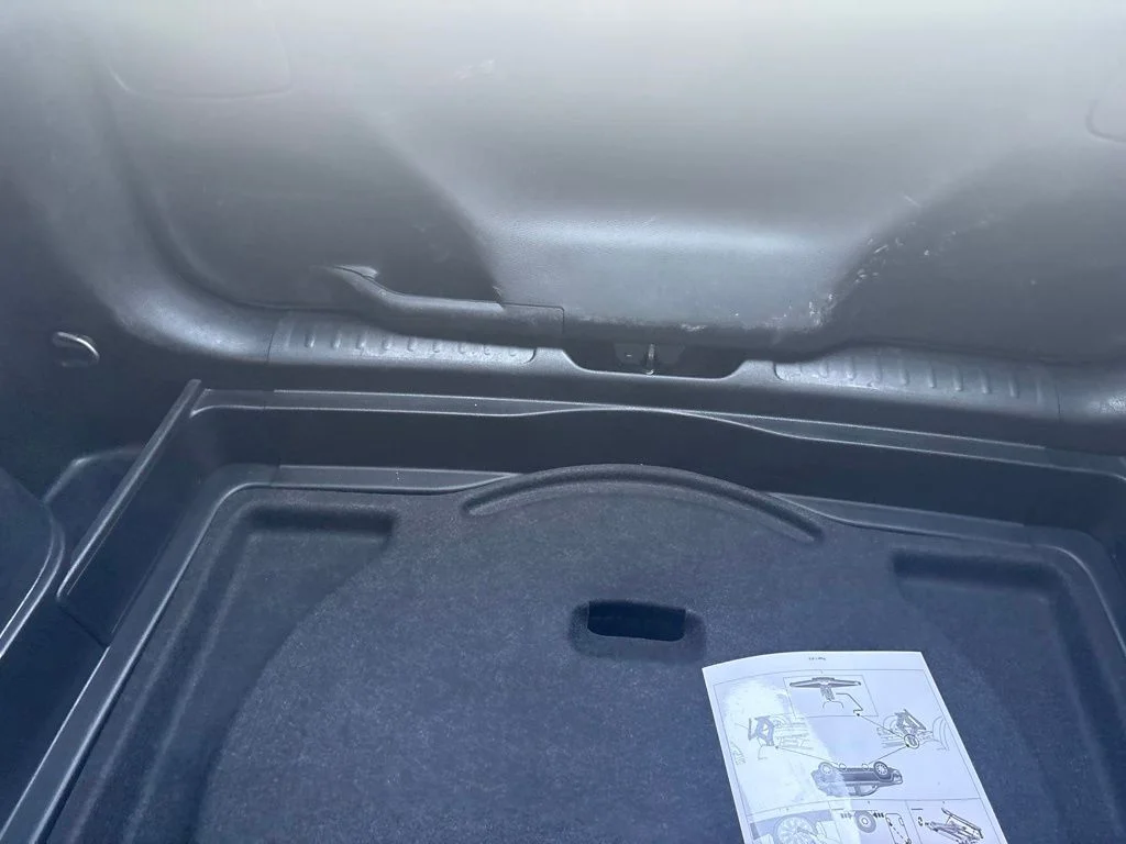 Used 2019 Gray Jeep Latitude Plus image 32