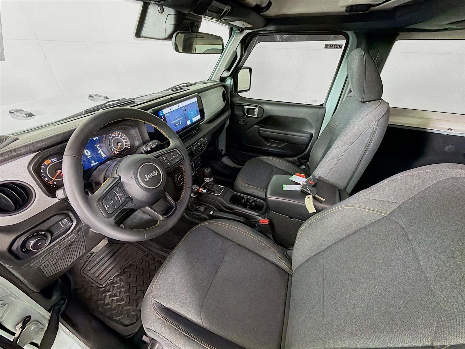Used 2024 Earl Clearcoat Jeep Sport S image 22