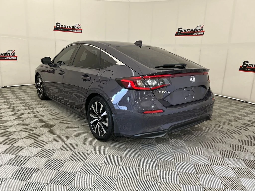 Used 2024 Beige Honda EX-L image 3