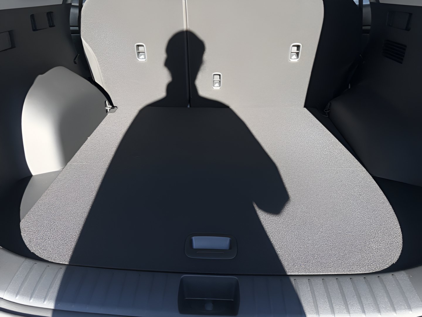 New 2026 Steel Gray Kia LX image 8