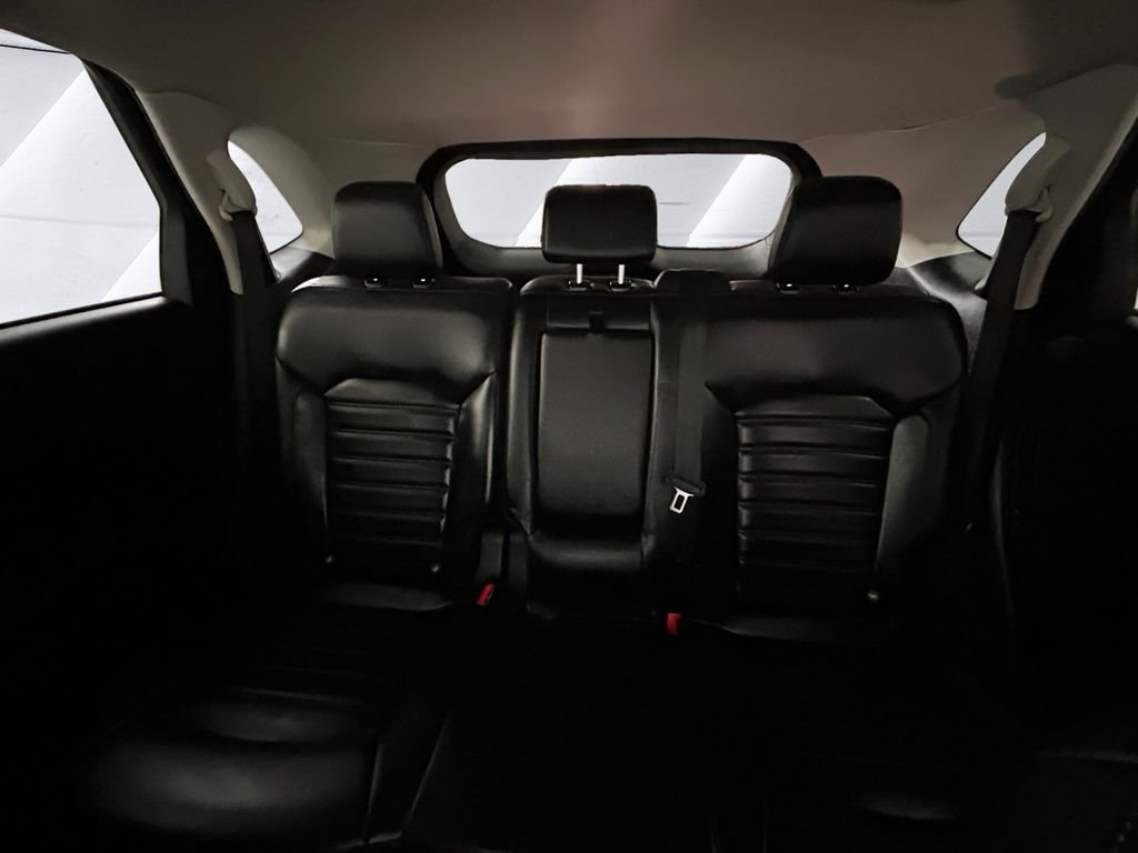 Used 2023 Gray Ford SEL image 18