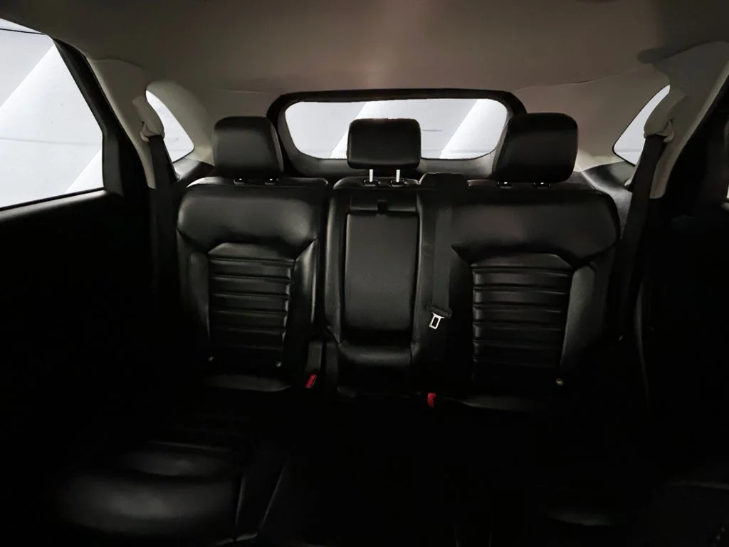 Used 2023 Gray Ford SEL image 18