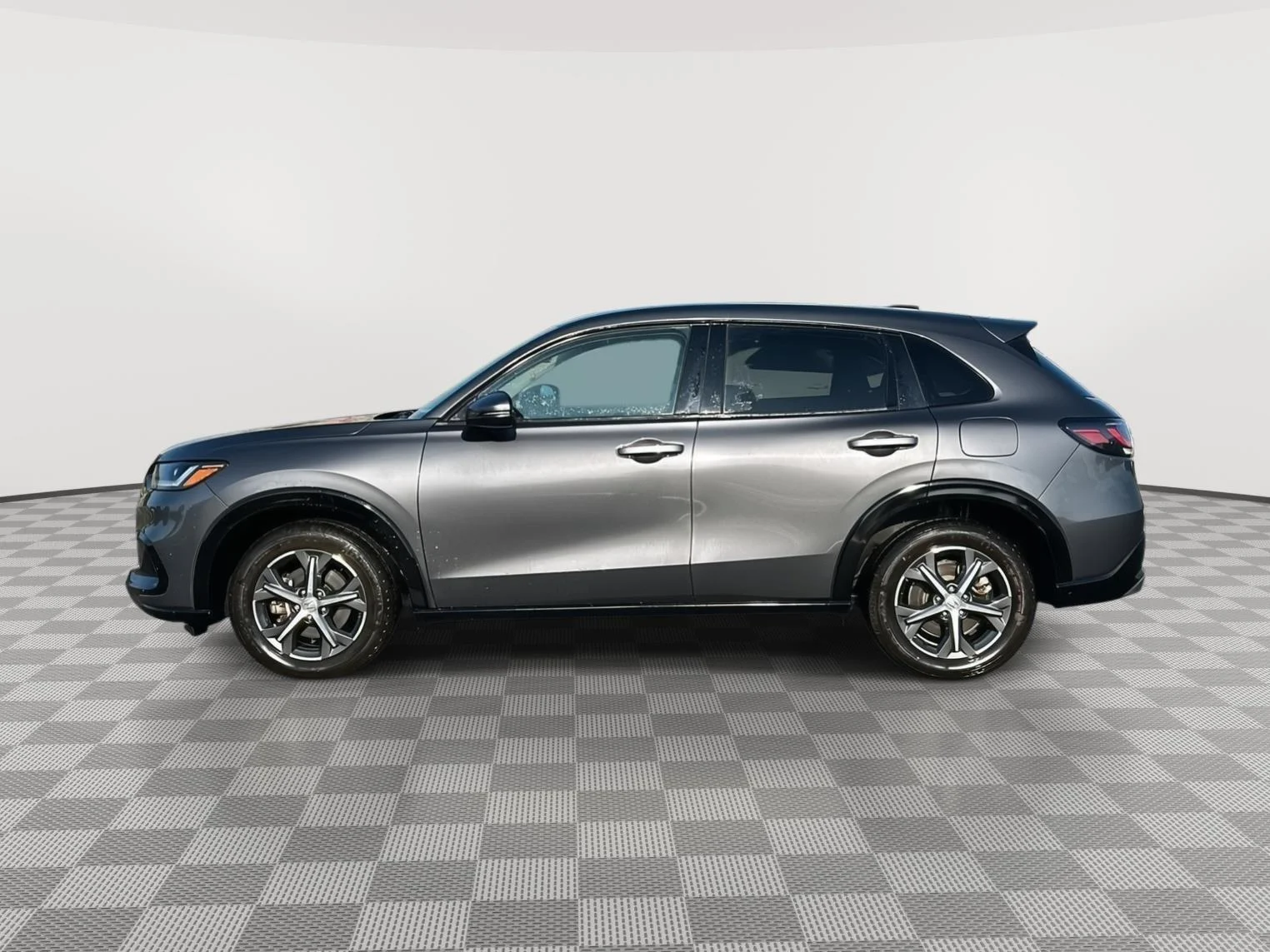 Certified Used 2024 Modern Steel Metallic Honda EX-L image 3