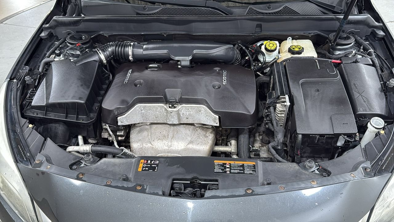 Used 2014 Gray Chevrolet LT image 25