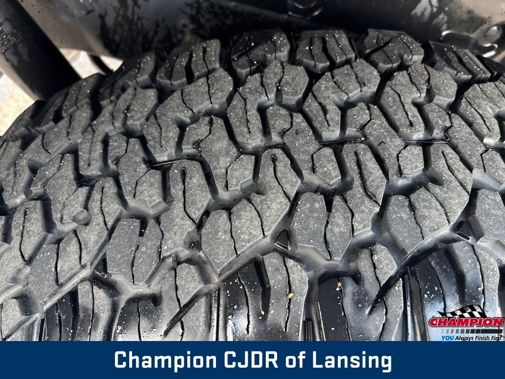 Used 2023 Gray Jeep Rubicon image 40