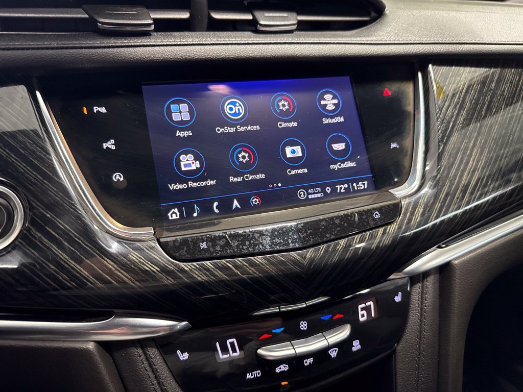 Used 2022 White Cadillac Premium Luxury image 31