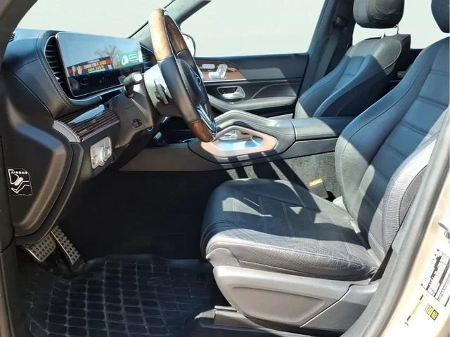 Used 2022 Silver Mercedes-Benz 4MATIC® image 19