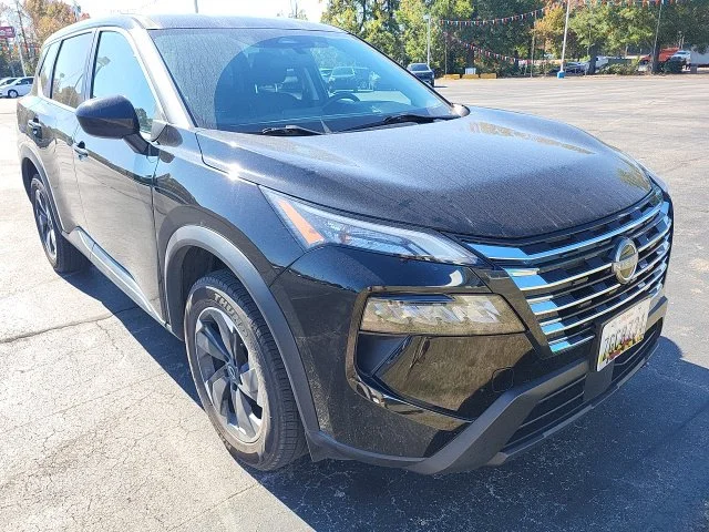 Used 2024 Black Nissan SV image 4