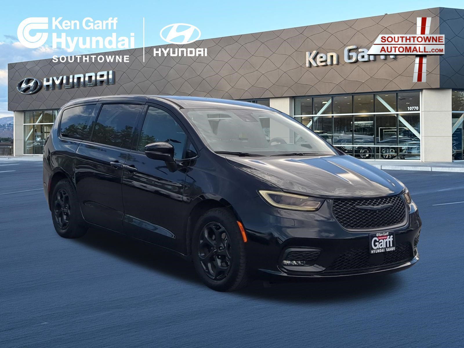 2022 Chrysler Pacifica Hybrid