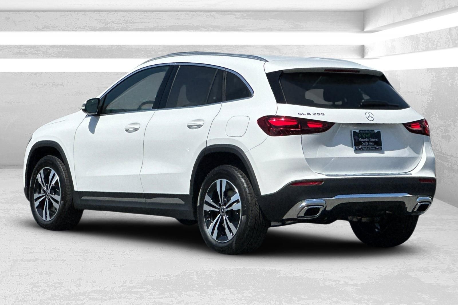 New 2026 White Mercedes-Benz GLA 250 image 6