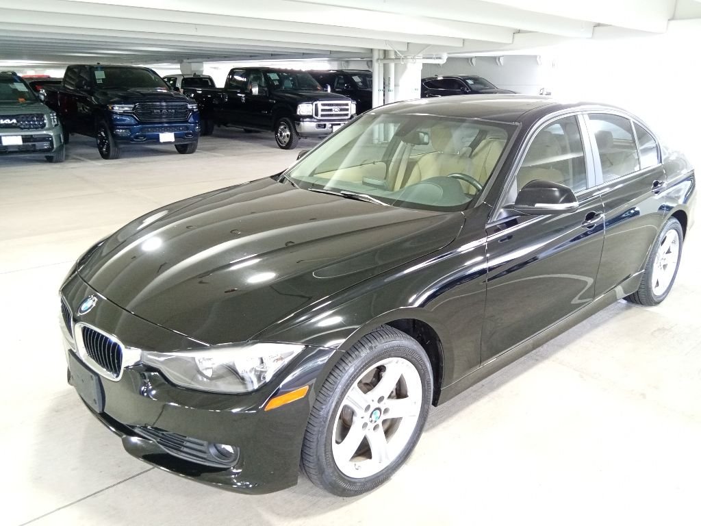 2015 BMW 3 Series's photo