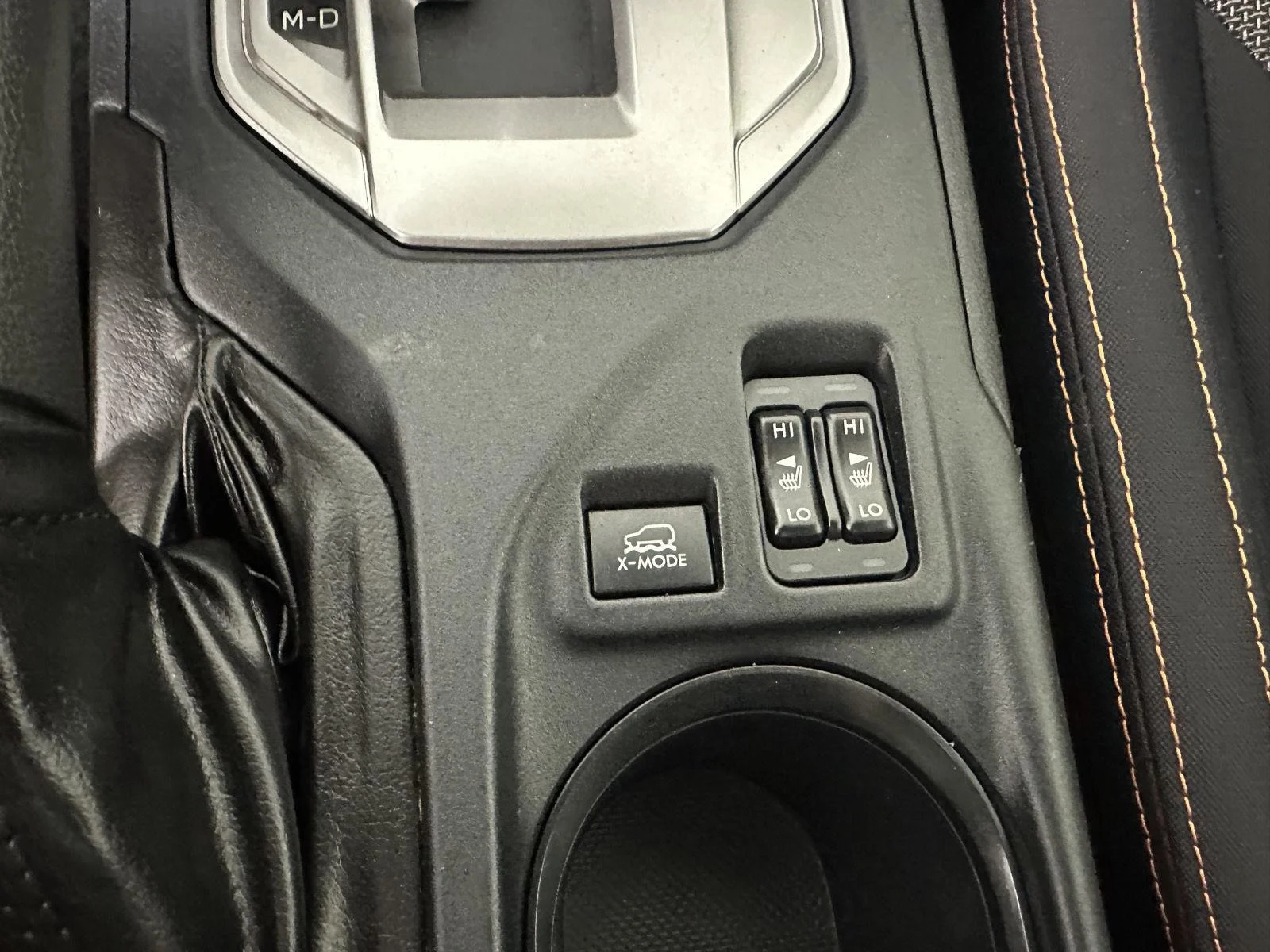 Used 2018 Ice Silver Metallic Subaru Premium image 21