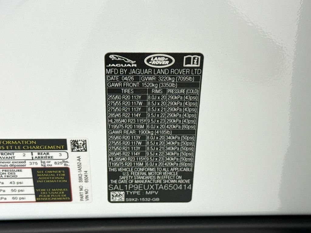 New 2026 Fuji White LAND ROVER SE image 34