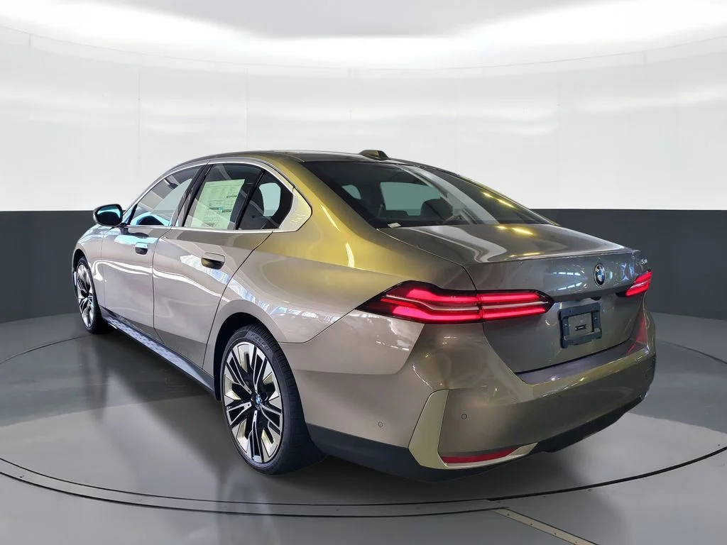 Used 2026 Gray BMW 530i image 4