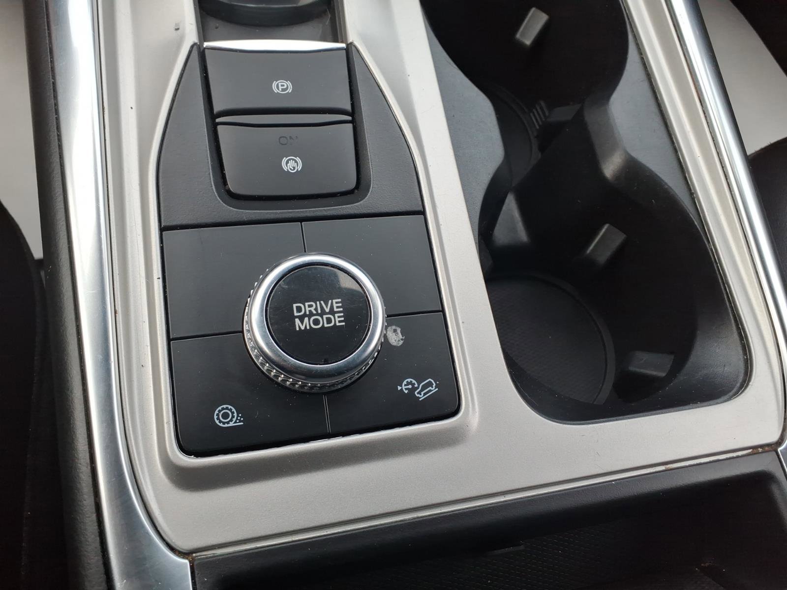2022 Ford Explorer XLT - Photo 25