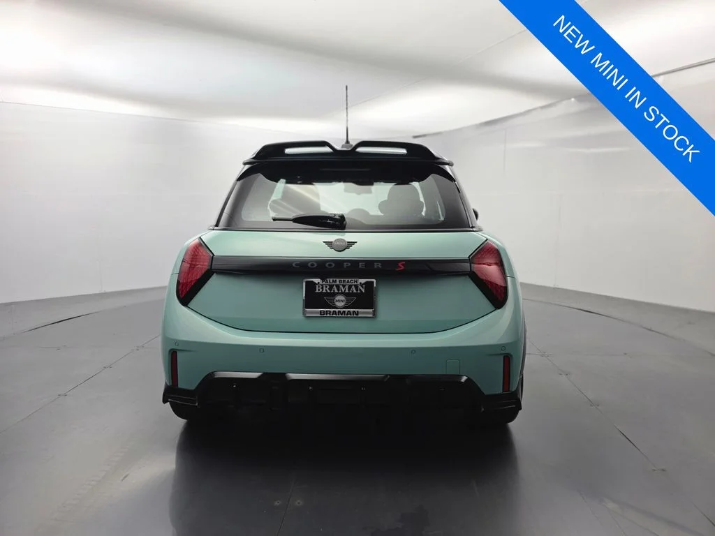 New 2026 Green MINI Iconic image 5