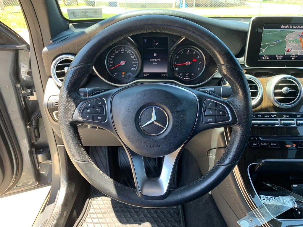Used 2017 Gray Mercedes-Benz GLC 300 image 28