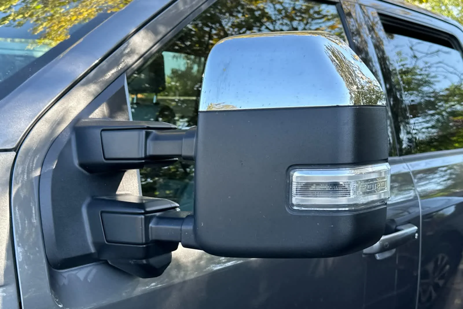 Certified Used 2022 Light Blue Clearcoat Metallic Ford LARIAT image 6